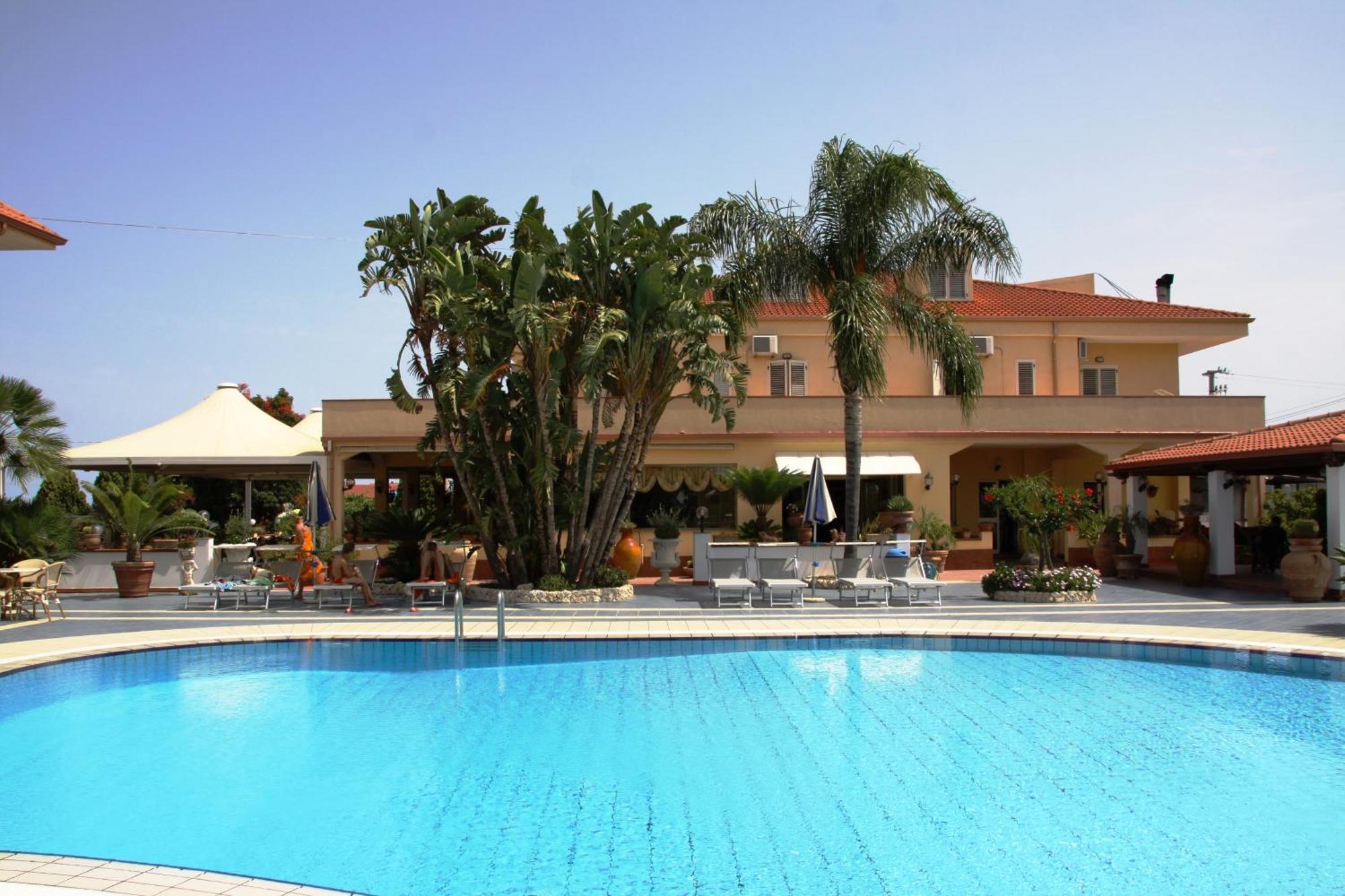 Hotel Damanse Santa Domenica  Εξωτερικό φωτογραφία