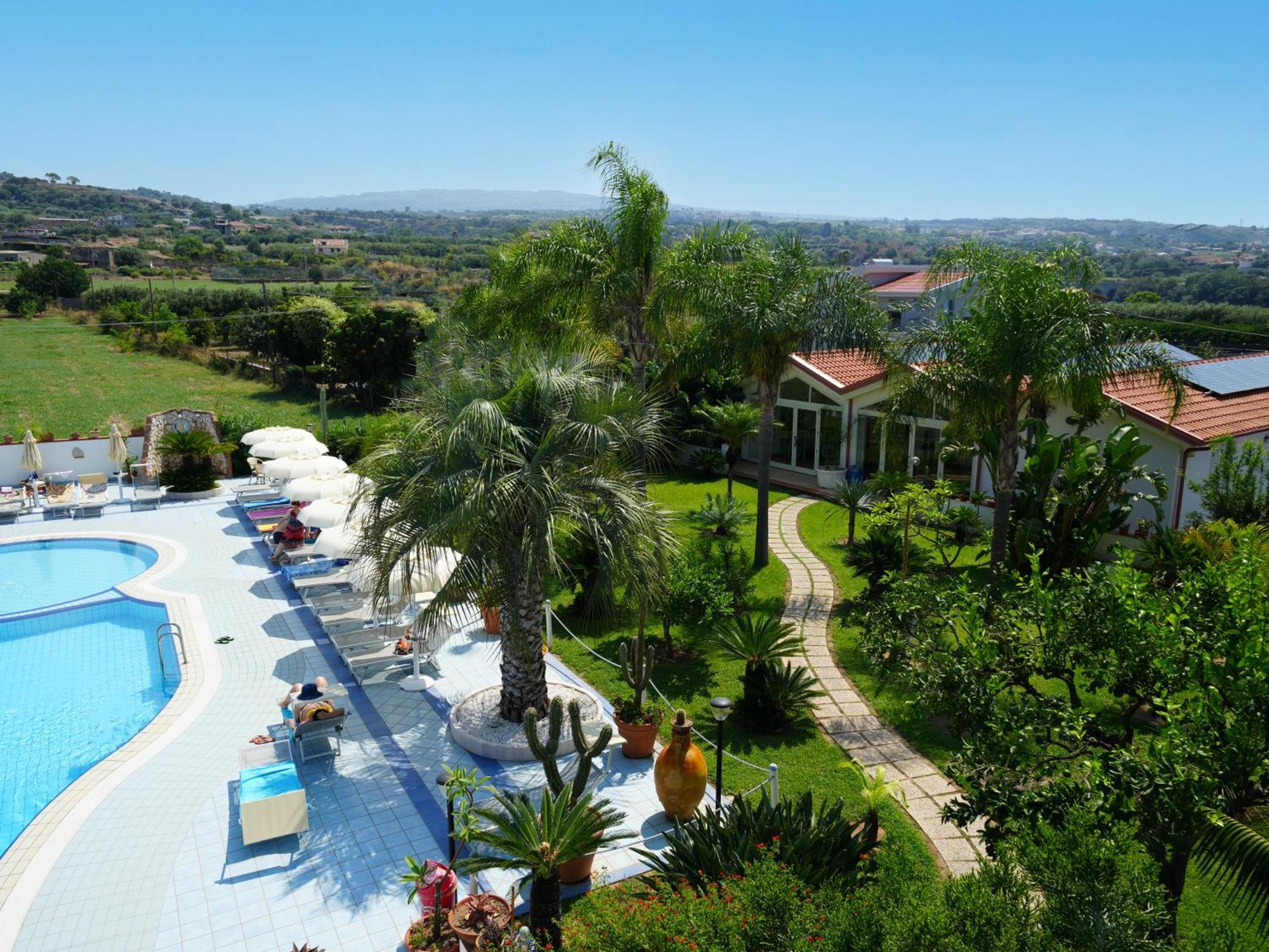 Hotel Damanse Santa Domenica  Εξωτερικό φωτογραφία